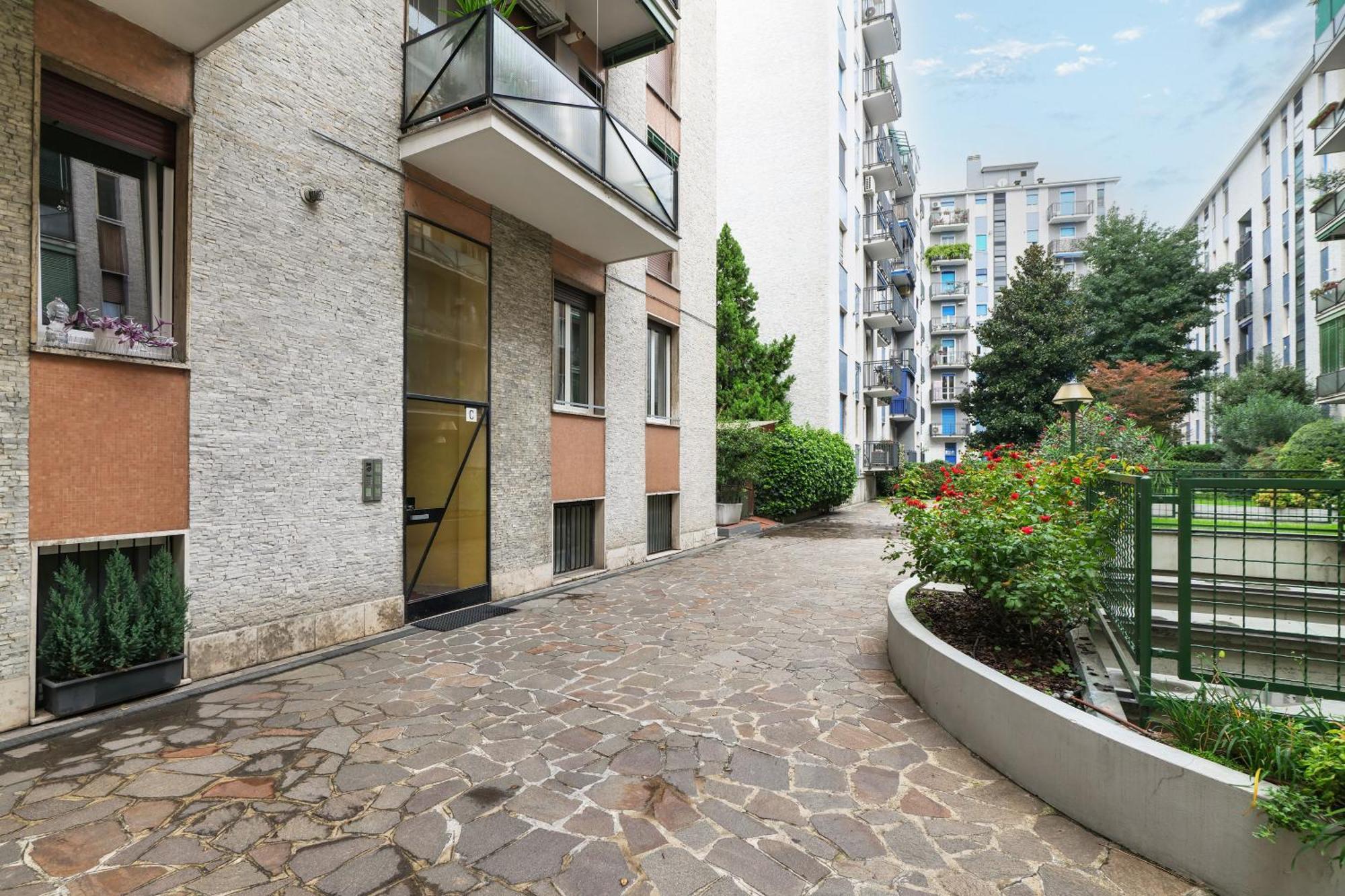 Apartamento Primopiano - Brenta Milán Exterior foto